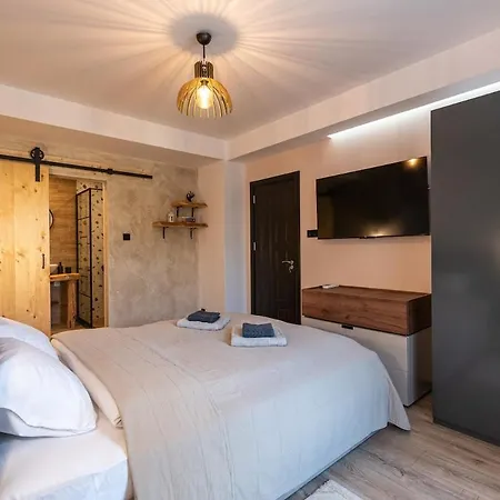 Vutovi's Corner Made With Care 2 Apartman *