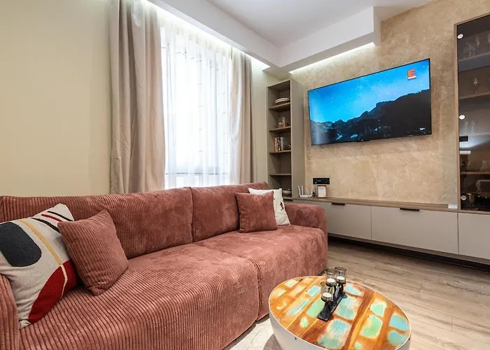 Vutovi's Corner Made With Care 2 * 班斯科