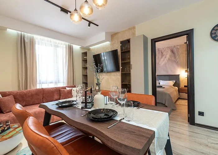 Vutovi's Corner Made With Care 2 * 班斯科